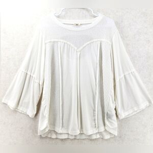 POL Flowy Textured Pheasant Top Women's Size Medium Peekaboo Back